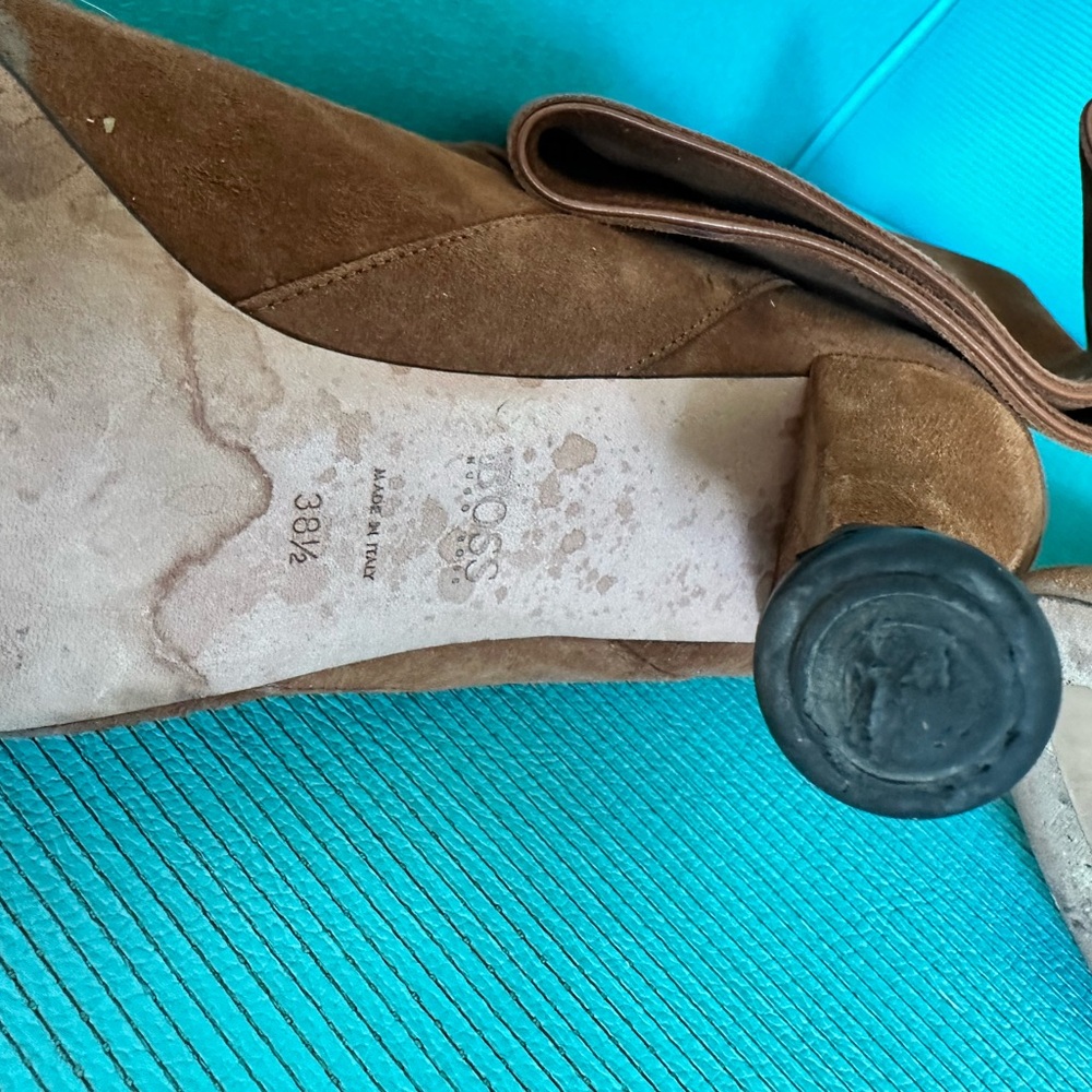 Hugo Boss Brown Heeled Boots Suede - Picture 4 of 5